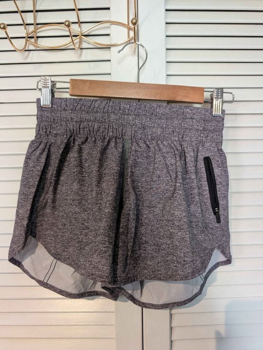 Lululemon Tracker Shorts size 6